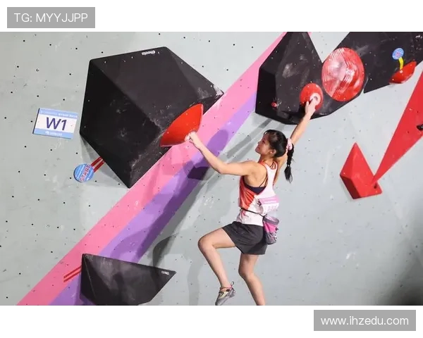 上海攀岩队进攻战术解析与攀岩热点的深度剖析