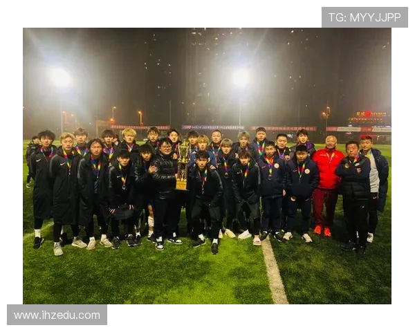 重庆足球队在足球战术排行榜中荣登第七名展现强大实力与潜力