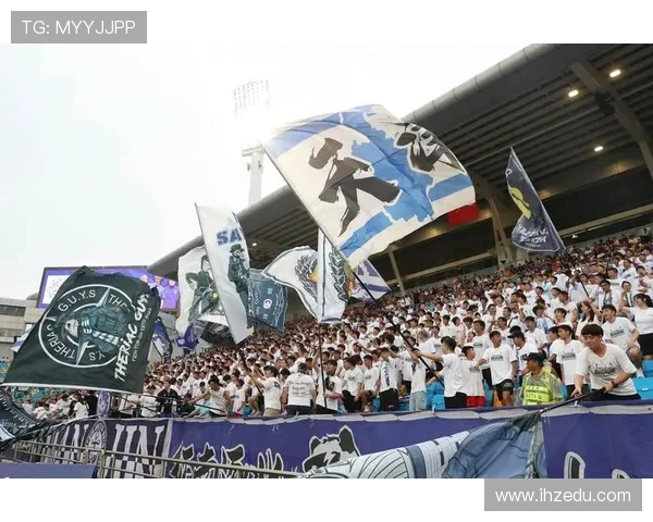 激烈对决与精彩瞬间 体育赛事引发全球瞩目 球迷狂欢与运动员拼搏的完美呈现 激烈对决与精彩瞬间 体育赛事引发全球瞩目 球迷狂欢与运动员拼搏的完美呈现